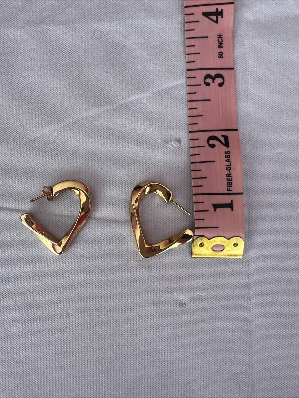 Modern Gold Sculpted Hoop Earrings for Women - Picture 4 of 4
